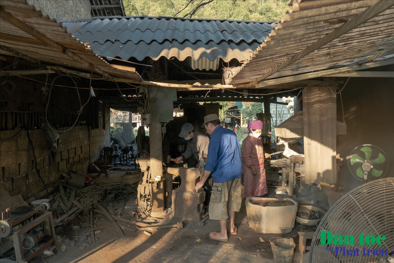 Thăm làng rèn ngàn năm tuổi của người Nùng An 10