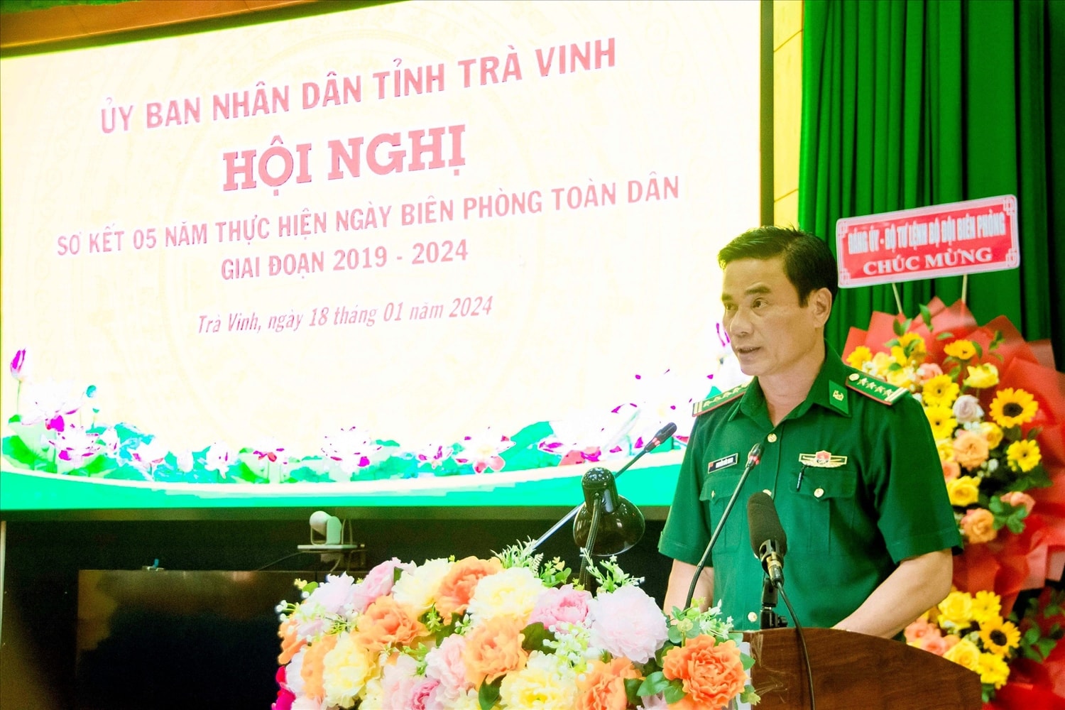 Đại tá Nguyễn Đức Minh, Chỉ huy trưởng BĐBP tỉnh Trà Vinh phát biểu tại hội nghị Đại tá Nguyễn Đức Minh, Chỉ huy trưởng BĐBP tỉnh Trà Vinh phát biểu tại hội nghị