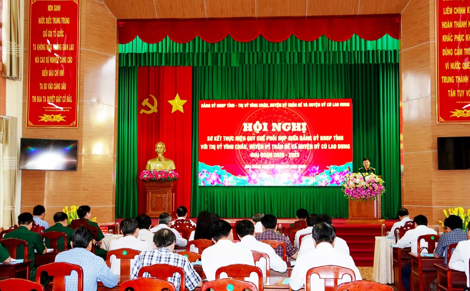 Quang cảnh Hội nghị