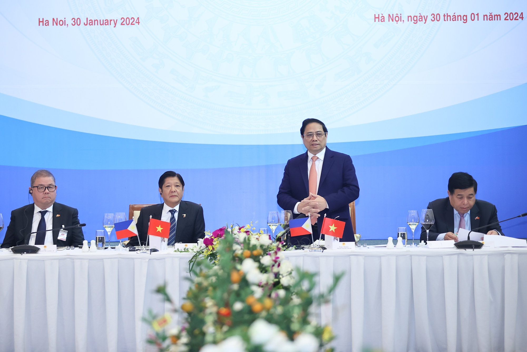 Thủ tướng hoàn toàn đồng tình với quan điểm của Tổng thống về hai bên cần có sự cạnh tranh để nâng cao chất lượng sản phẩm, hàng hóa, dịch vụ và hợp tác với nhau để tạo ra sức mạnh chung - Ảnh: VGP/Nhật Bắc