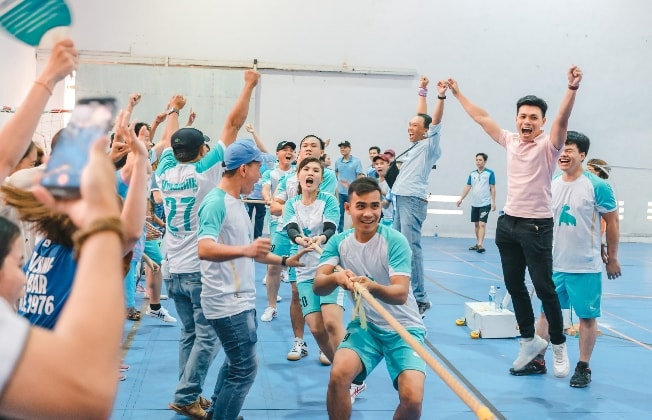 Hơn 1.000 nhân viên “cháy” hết mình trong hội thao do Vinamilk tổ chức tại TPHCM và Hà Nội năm 2023. Hơn 1.000 nhân viên “cháy” hết mình trong hội thao do Vinamilk tổ chức tại TPHCM và Hà Nội năm 2023.