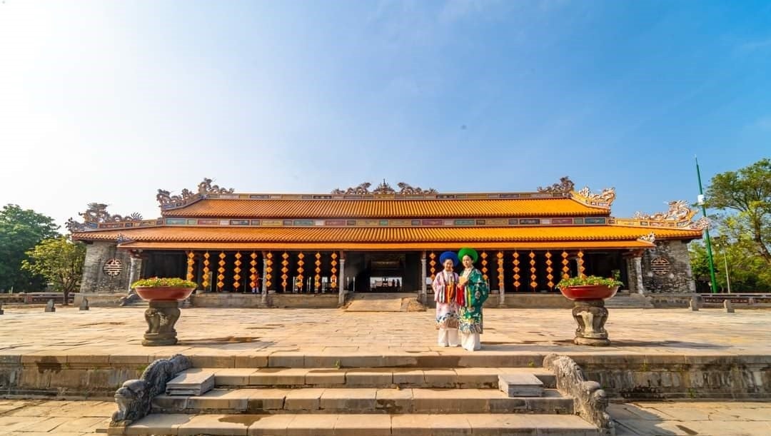 (Tin tổng hợp Điện Thái Hòa và điện Kiến Trung tại Huế lần đầu mở cửa đón khách dịp Tết