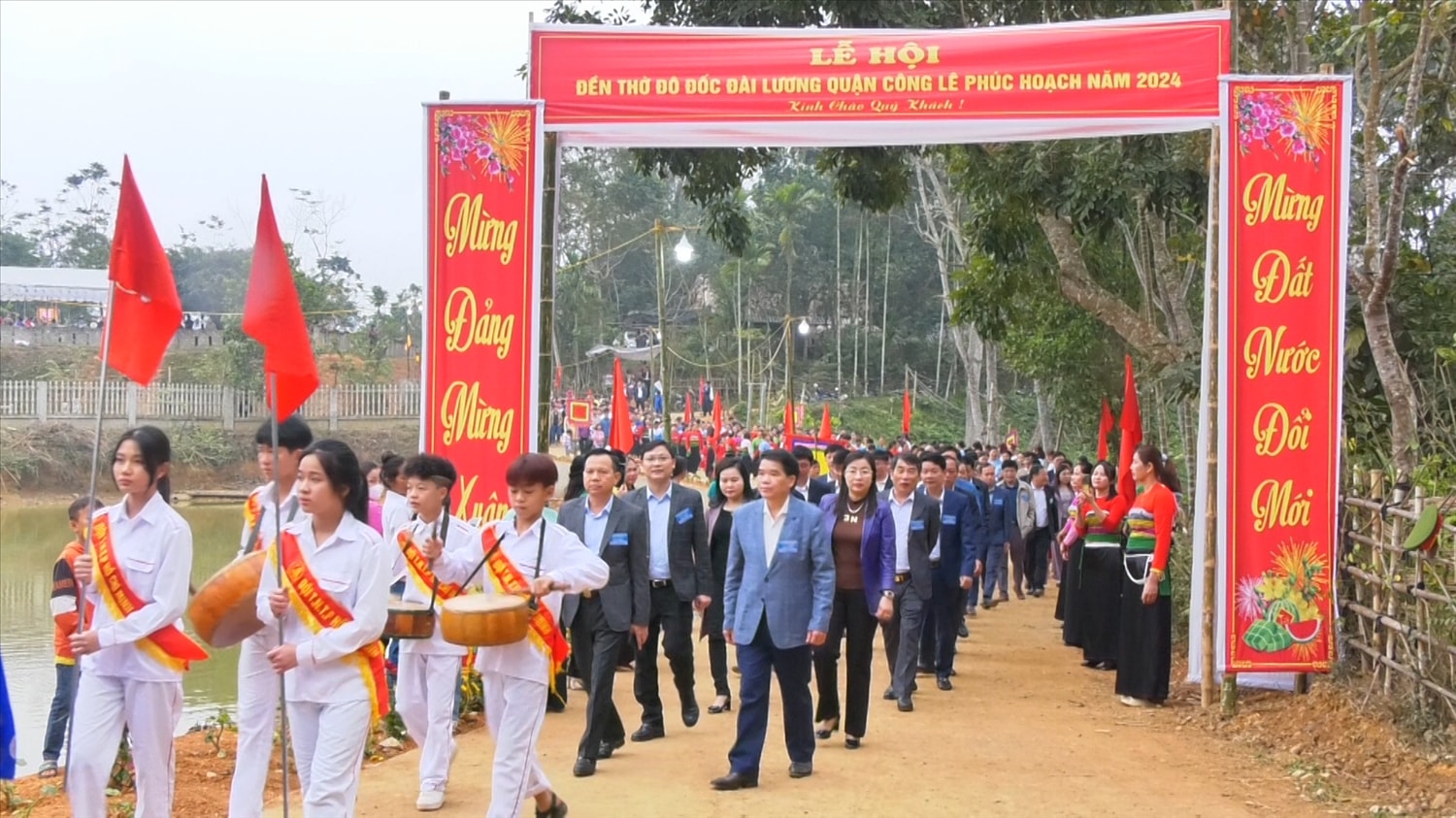 Lễ hội thu hút đông đảo cán bộ và Nhân dân tham gia