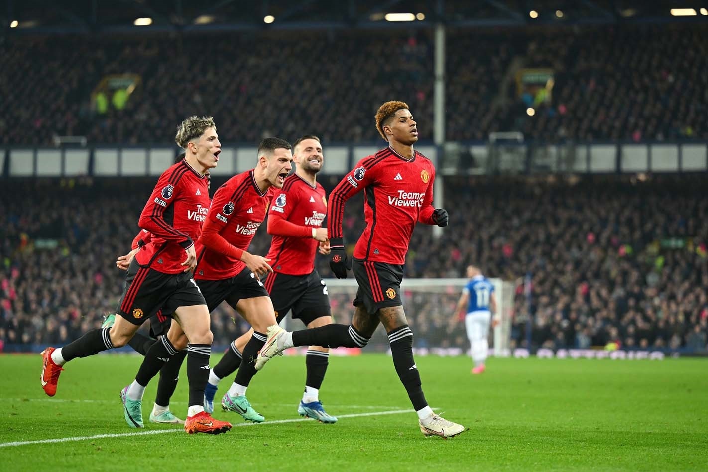 Man United vẫn chưa thể tìm lại vị thế hàng đầu của mình tại Premier League (Ảnh IT)