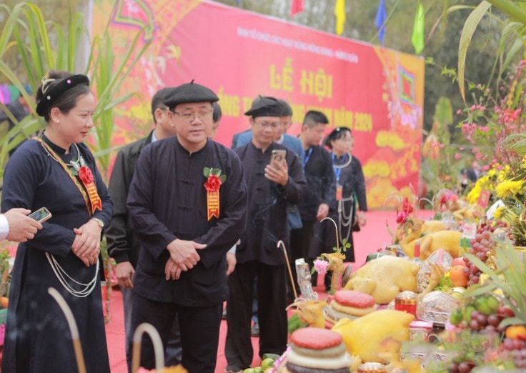 Mâm lễ cúng của các thôn bản 