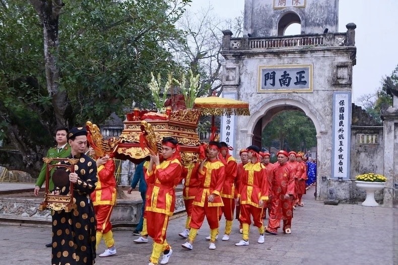 Tin: Đặc sắc các nghi lễ ở Đền Trần Nam Định 1