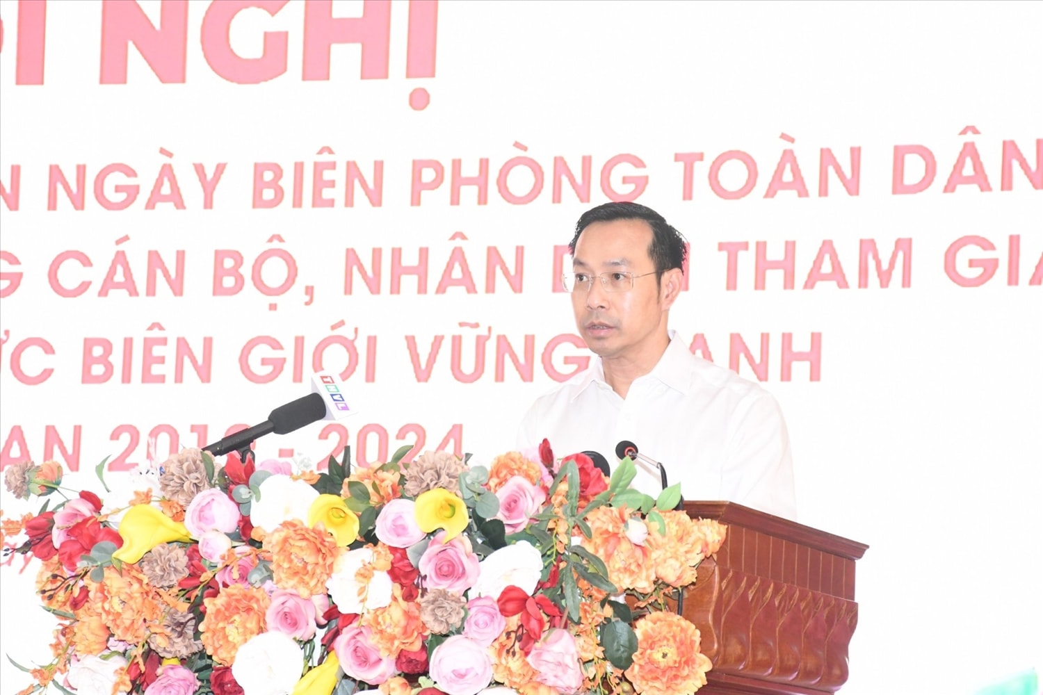 Ông Nguyễn Thanh Nhàn, Phó chủ tịch UBND tỉnh Kiên Giang phát biểu chỉ đạo Hội nghị Ông Nguyễn Thanh Nhàn, Phó chủ tịch UBND tỉnh Kiên Giang phát biểu chỉ đạo Hội nghị