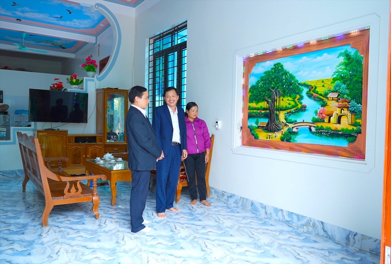 Gia đình anh Ma Văn Khang, thôn Tân Hoa, xã Bình An, huyện Lâm Bình  (Tuyên Quang) đã xây được căn nhà kiên cố, khang trang nhờ được hỗ trợ vốn tín dụng ưu đãi.