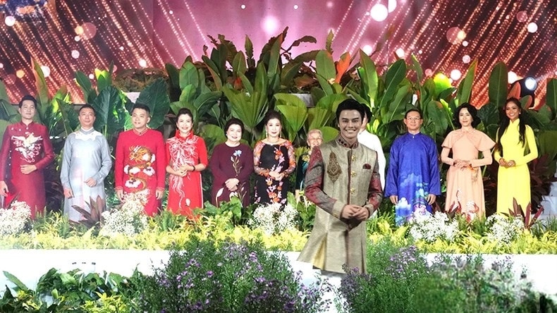 Các đại sứ Lễ hội Áo dài Thành phố Hồ Chí Minh năm 2023. Các Đại sứ Lễ hội Áo dài TP. Hồ Chí Minh năm 2023
