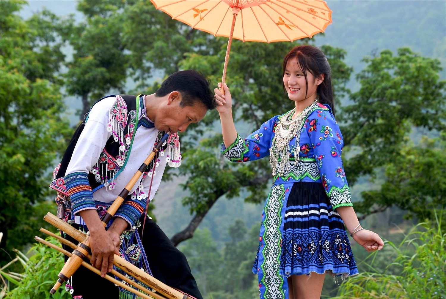 Chạm vào Hà Giang: Tiếng khèn Mông “vang xa” 10.000 cây số (Bài 1) 