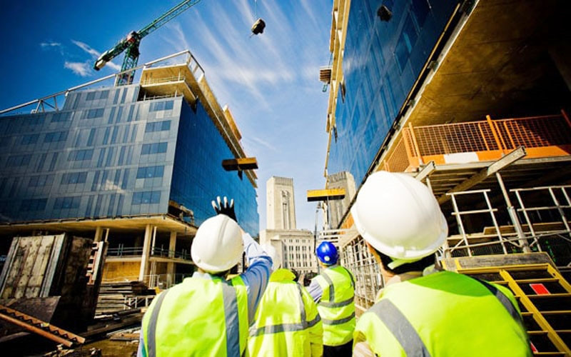 Đẩy mạnh xã hội hóa, huy động và sử dụng có hiệu quả các nguồn lực trong và ngoài nước cho công tác ATVSLĐ