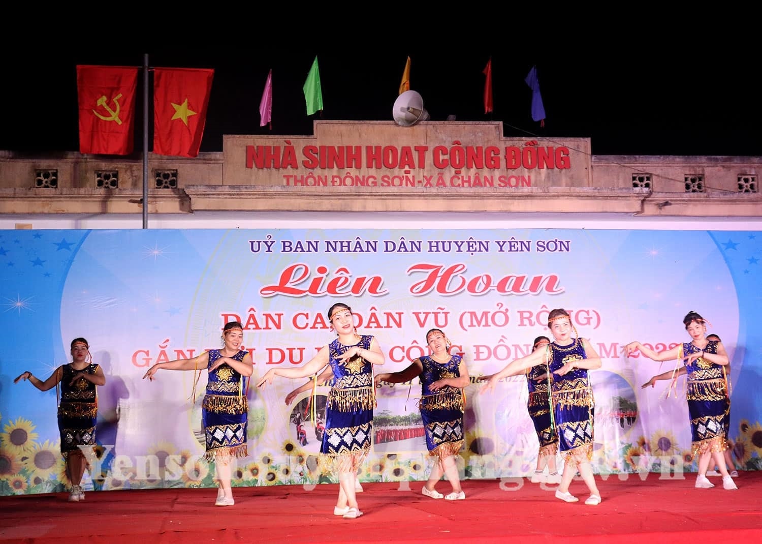 Phát triển du lịch cộng đồng sẽ giúp đồng bào DTTS có ý thức hơn trong gìn giữ bản sắc văn hóa của dân tộc (Ảnh TL) Phát triển du lịch cộng đồng sẽ giúp đồng bào DTTS có ý thức hơn trong gìn giữ bản sắc văn hóa của dân tộc (Ảnh TL)