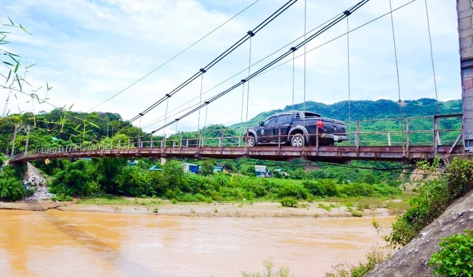 Cầu treo Xốp Nhị bắc qua sông Nậm Nơn cần sớm được xây mới