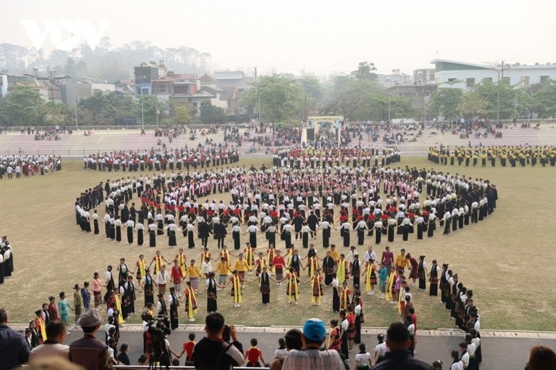 Nét đẹp tinh hoa trong điệu múa xòe vòng của dân tộc Thái – Điện Biên