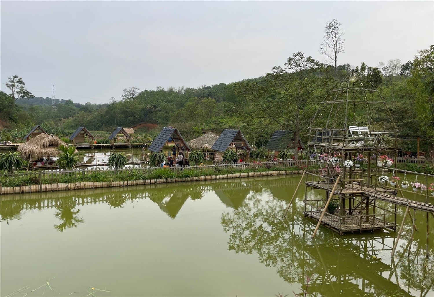 Cơ sở hạ tầng cần được đầu tư để phát triển du lịch nông nghiệp tại Hướng Hóa. Cơ sở hạ tầng cần được đầu tư để phát triển du lịch nông nghiệp tại Hướng Hóa.