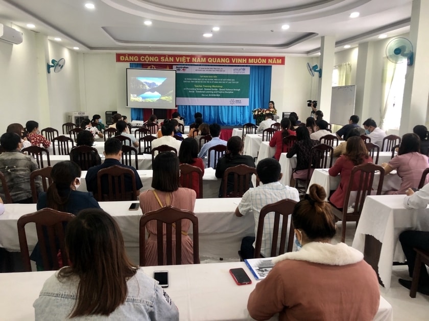 Một lớp tập huấn nâng cao năng lực về giáo dục kỷ luật tích cực, phòng - chống xâm hại, bạo lực học đường cho các cán bộ các cơ sở  giáo dục Gia Lai