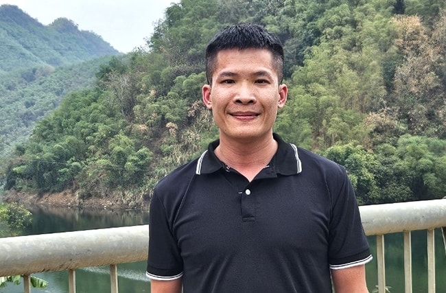 nh Hoàng Đạt - người cứu chị Dung bị đuối nước Anh Hoàng Đạt - người cứu chị Dung bị đuối nước