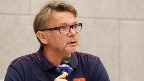 HLV Philippe Troussier kết thúc hành trình với đội tuyển Việt Nam (Ảnh IT)