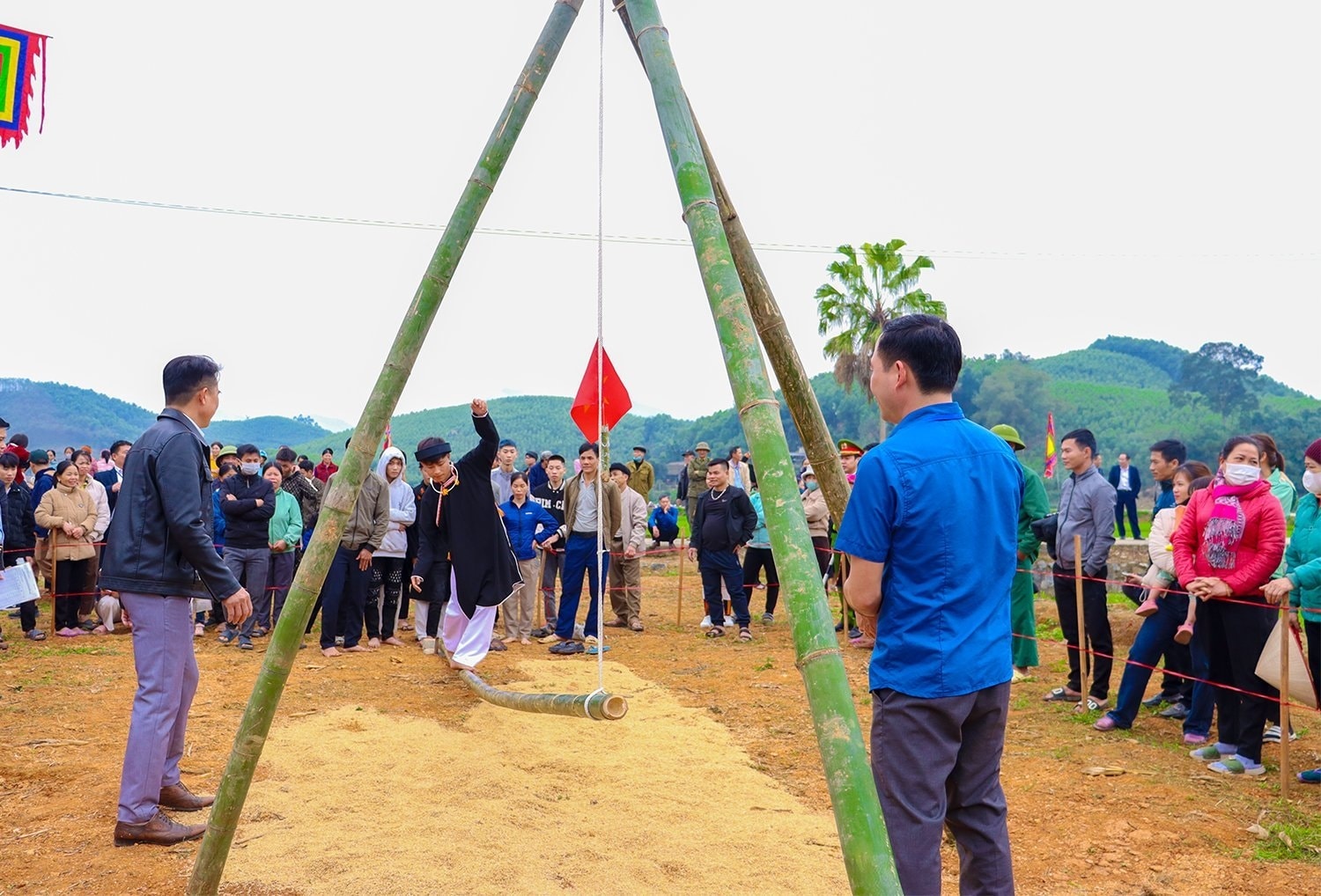  Yên Sơn có nhiều lễ hội đặc sắc, gắn liền với đời sống văn hóa của đồng bào các DTTS. Đây là điểm nhấn thu hút khách du lịch trong và ngoài nước. (Ảnh Thế Vinh)