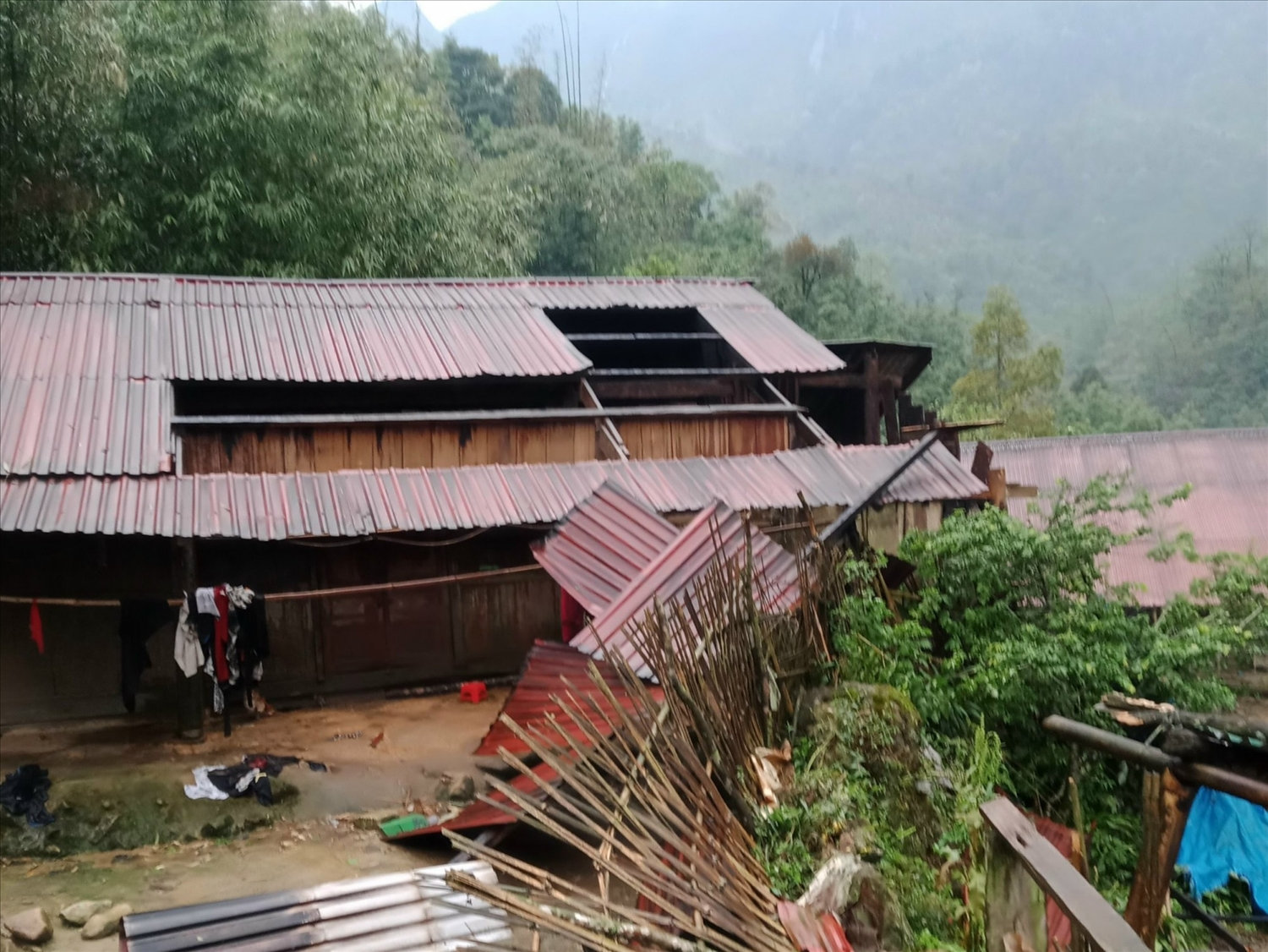 Mưa đá, giông lốc ở Lào Cai gây thiệt hại trên 5 tỷ đồng 