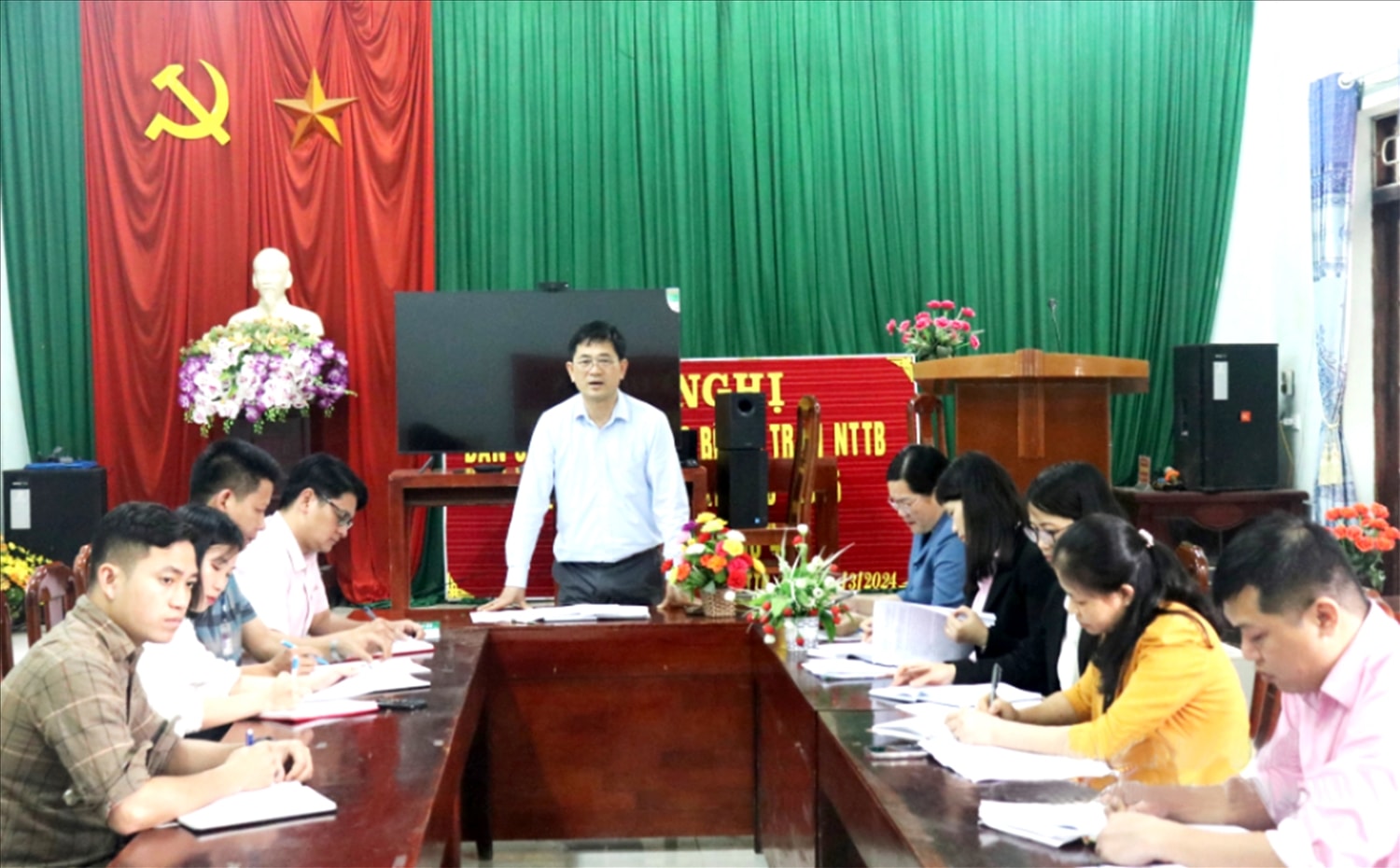 Ông Vi Minh Tú, Trưởng Ban Dân tộc tỉnh Lạng Sơn phát biểu tại buổi kiểm tra  