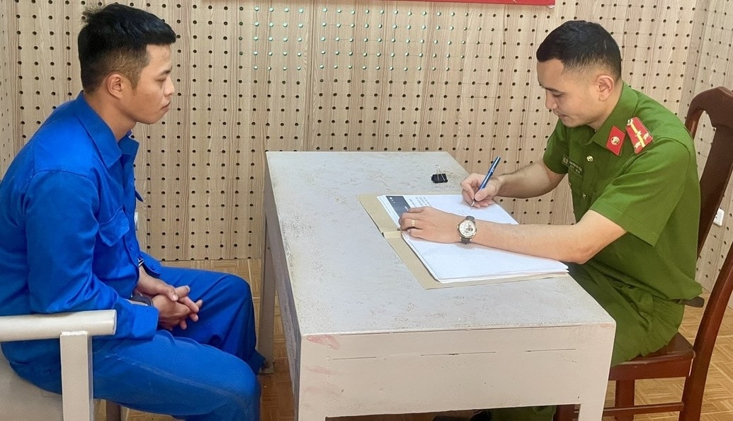 Đối tượng Lê Công Việt tại cơ quan Công an