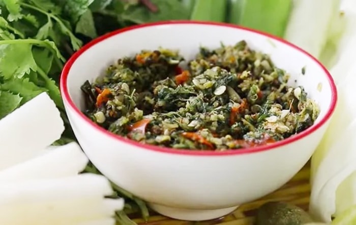 Chẩm chéo - loại nước chấm nổi tiếng của vùng Tây Bắc, dùng để chấm khá nhiều món ăn
