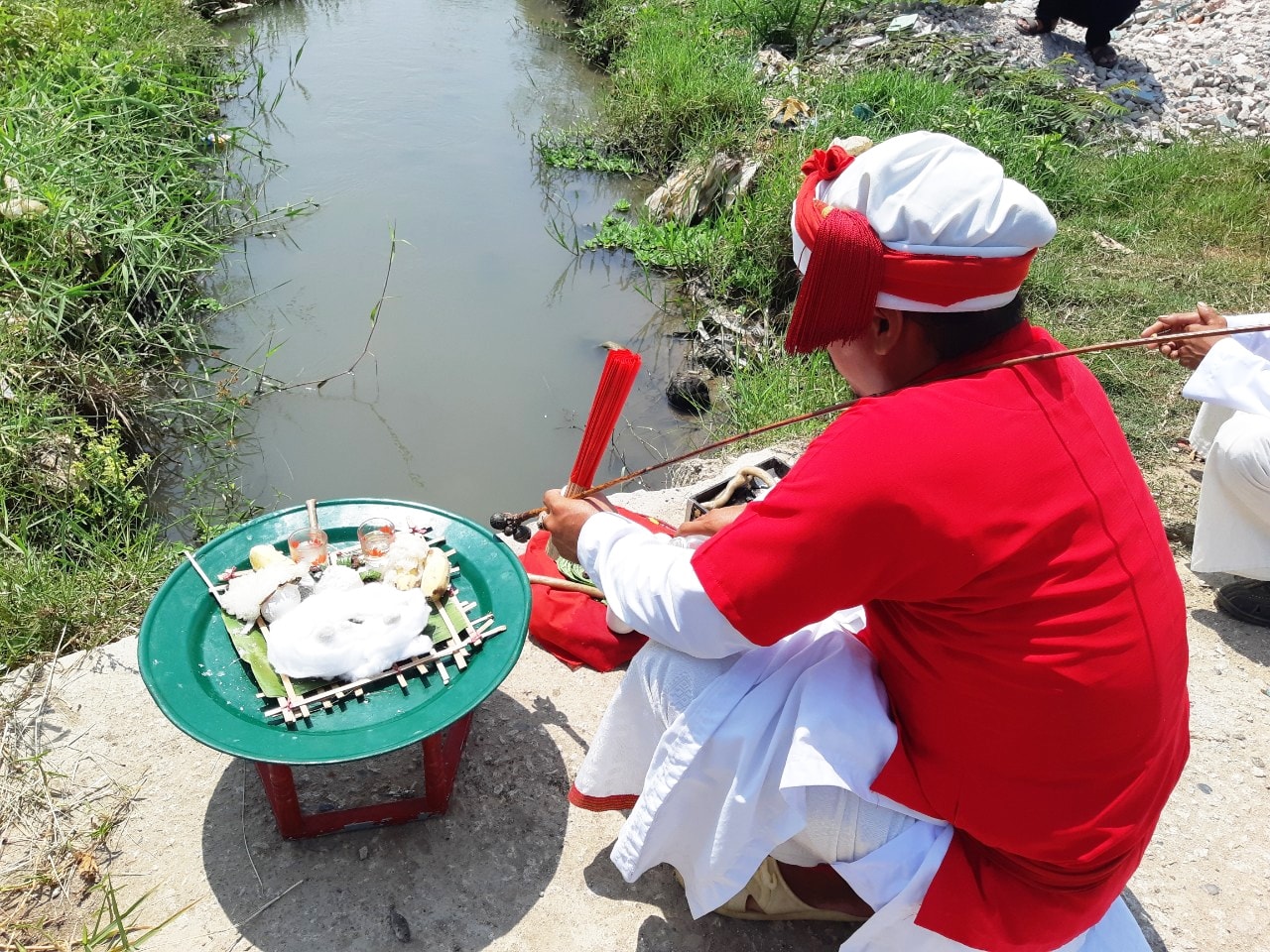Nghi thức Paralao tống ôn năm cũ.