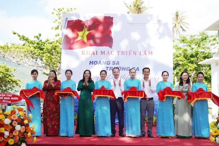 Khai mạc triển lãm giới thiệu các tư liệu, hình ảnh quý về Hoàng Sa và Trường Sa tại huyện Côn Đảo, tỉnh Bà Rịa - Vũng Tàu