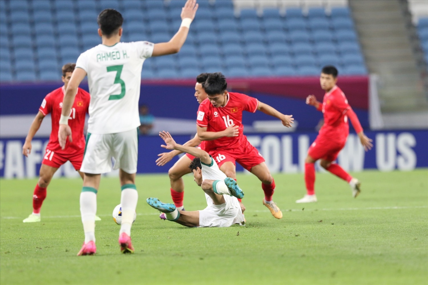 U23 Việt Nam lần thứ 2 liên tiếp bị loại khỏi vòng Tứ kết (Ảnh IT) U23 Việt Nam lần thứ 2 liên tiếp bị loại khỏi vòng Tứ kết (Ảnh IT)