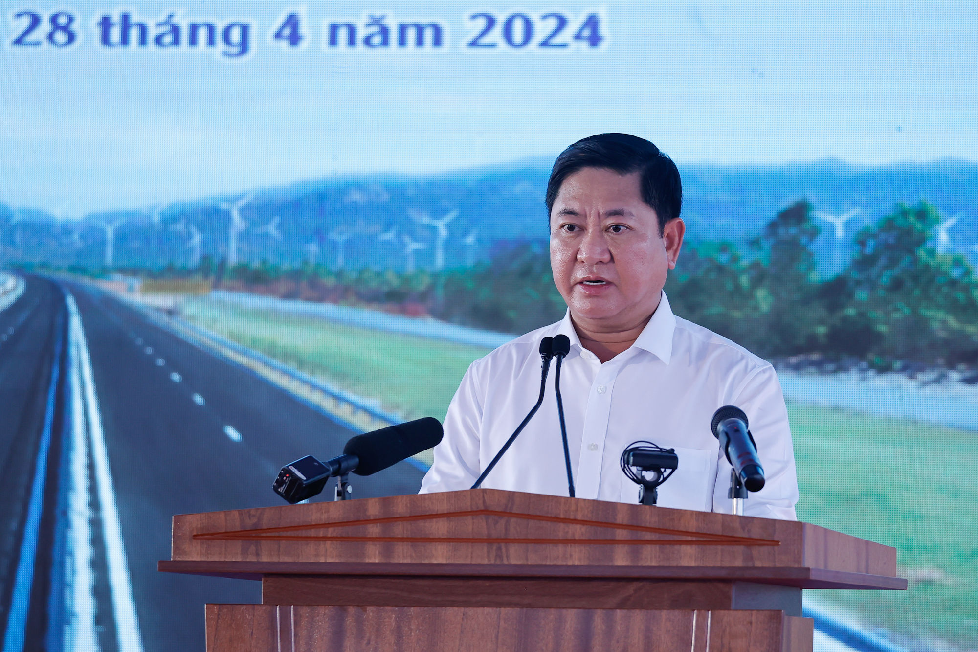 Ông Trần Quốc Nam, Chủ tịch UBND tỉnh Ninh Thuận phát biểu tại lễ khánh thành - Ảnh: VGP/Nhật Bắc