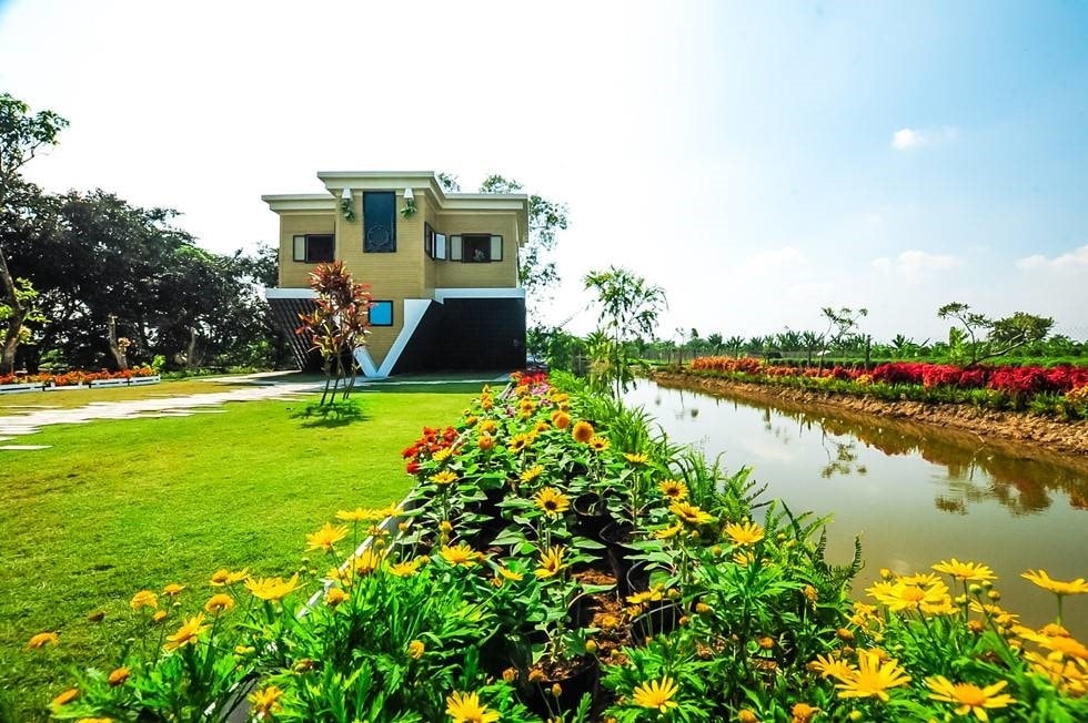 Ngôi nhà nằm giữa làng hoa Sa Đéc Ngôi nhà nằm giữa làng hoa Sa Đéc