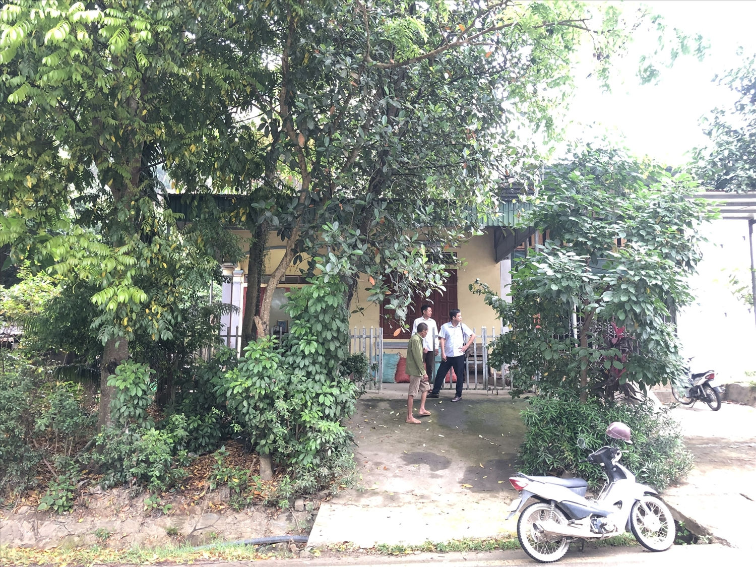 Gia đình ông Ké đang sống trên mảnh đất chưa được được cấp lại sổ đỏ