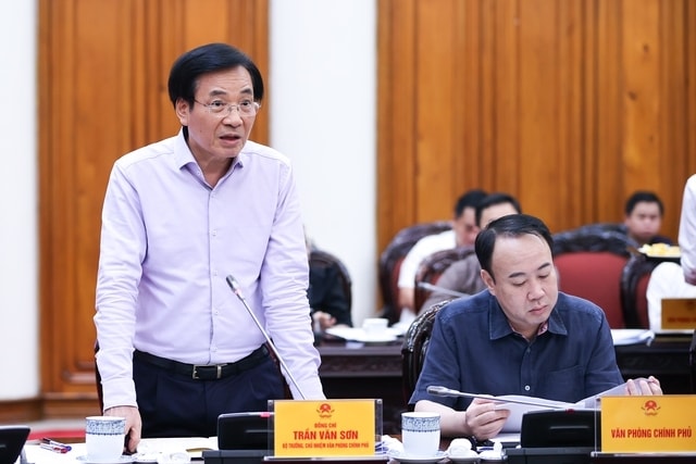 Bộ trưởng, Chủ nhiệm Văn phòng Chính phủ Trần Văn Sơn phát biểu tại phiên họp - Ảnh: VGP/Nhật Bắc