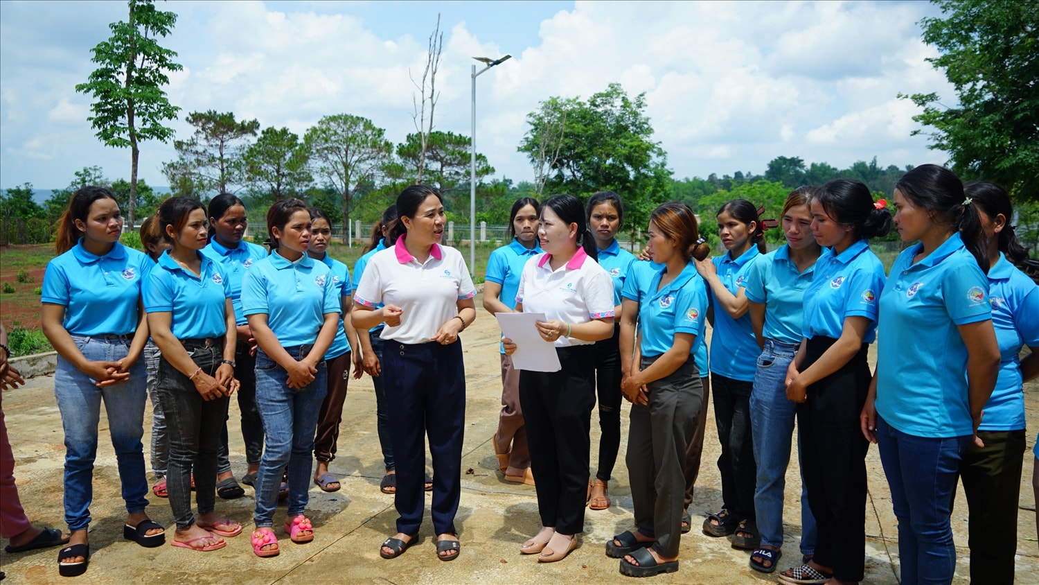 Hội LHPN huyện Mang Yang truyền thông nâng cao nhận thức về giới và bình đẳng giới cho chị em phụ nữ  DTTS