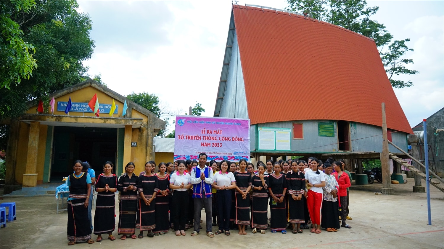 Ra mắt Tổ truyền thông cộng đồng tại làng A Lao, xã Lơ Pang