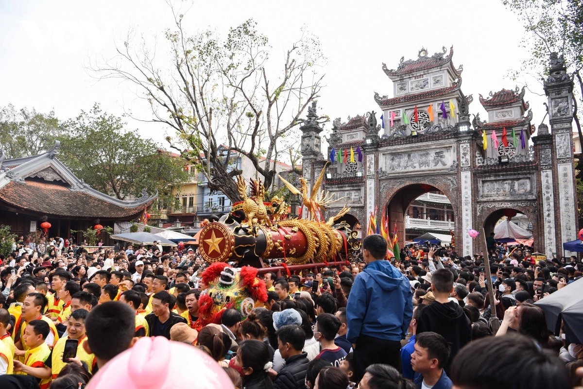 Lễ hội Rước pháo Đồng Kỵ được tổ chức vào ngày mồng 4 tháng Giêng hằng năm thu hút hàng nghìn người tham dự