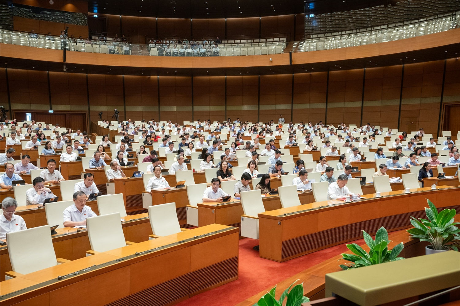 Quốc hội thảo luận về dự kiến Chương trình xây dựng luật, pháp lệnh năm 2025, điều chỉnh Chương trình xây dựng luật, pháp lệnh năm 2024 
