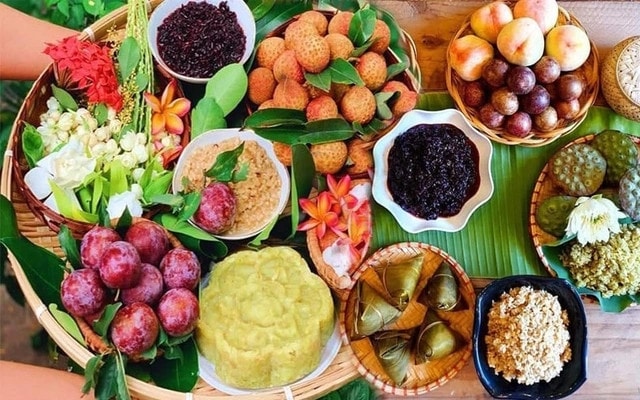 Vì sao Tết Đoan ngọ luôn có rượu nếp và trái cây chua? 
