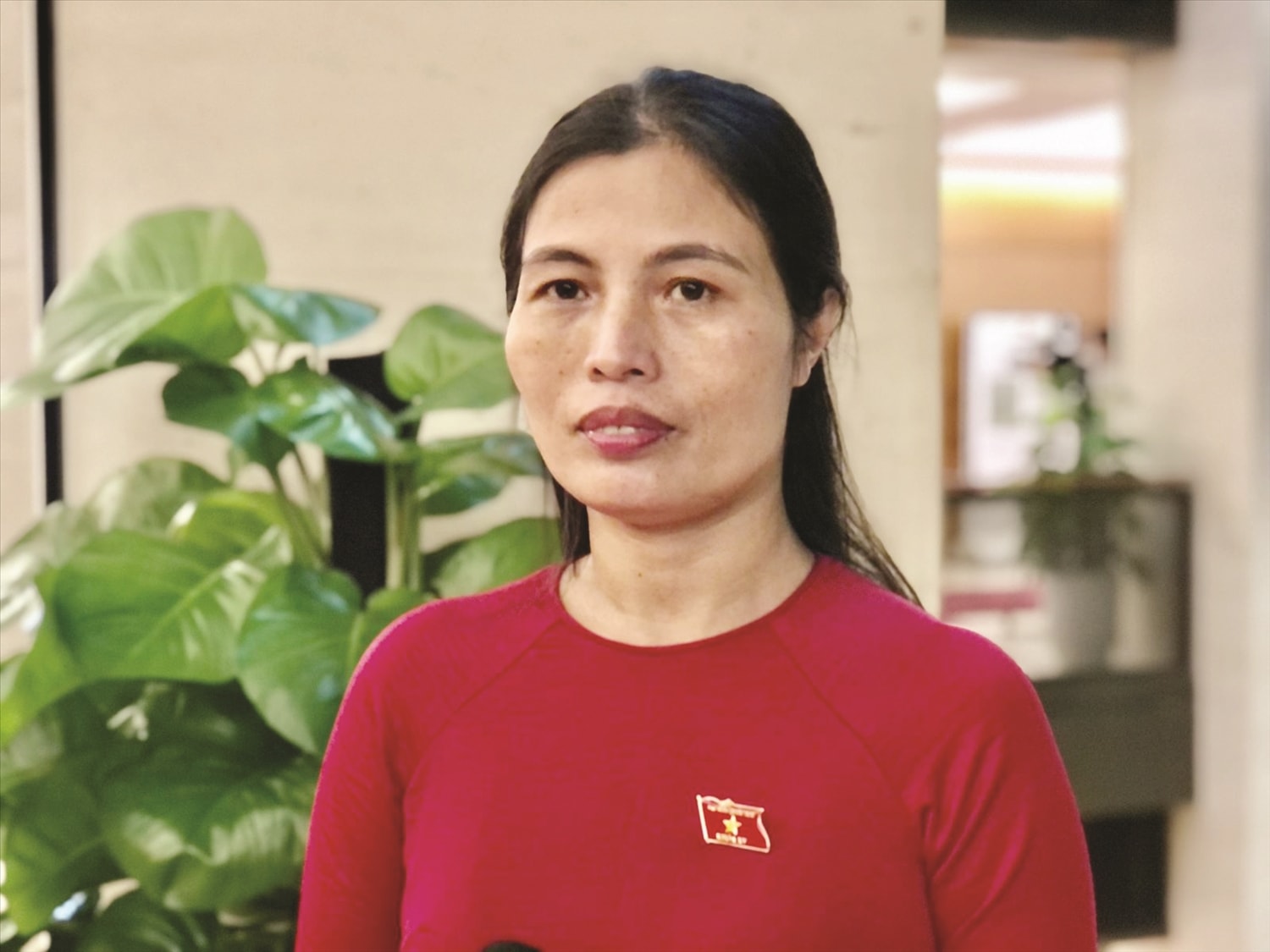 Bà Hồ Thị Minh,  Phó trưởng Ban Dân tộc tỉnh Quảng Trị