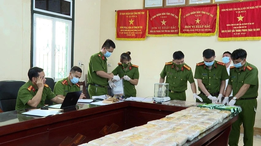 Công an Phú Thọ phá đường dây mua bán ma túy liên tỉnh số lượng đặc biệt lớn. Ảnh CA Công an Phú Thọ phá đường dây mua bán ma túy liên tỉnh số lượng đặc biệt lớn. Ảnh CACC
