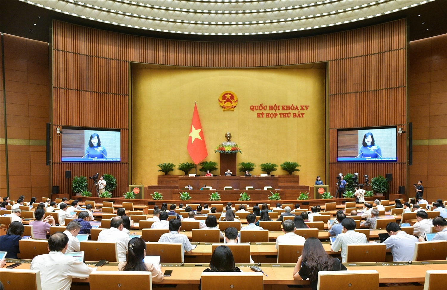 Quang cảnh phiên họp Quang cảnh phiên họp