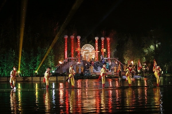 Những tour du lịch vào ban đêm mới mẻ, độc đáo ở Hà Nội  3