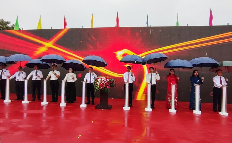 Lễ công bố mở chính thức cặp cửa khẩu song phương Hoành Mô (Việt Nam) - Động Trung (Trung Quốc) 