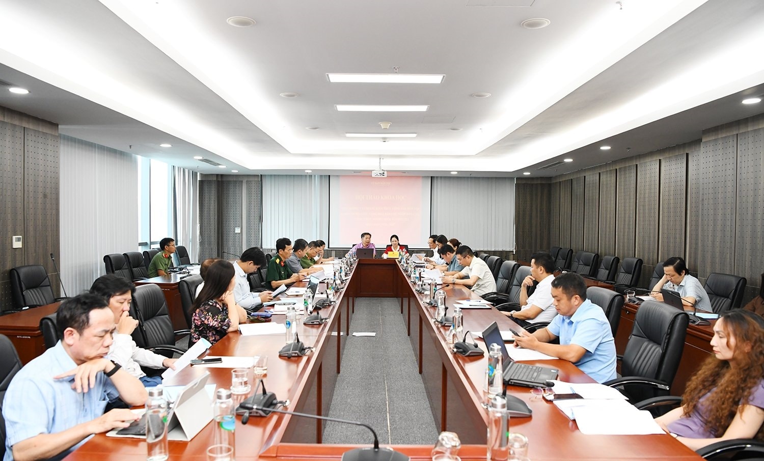TIN THỜI SỰ Hội thảo khoa học bồi dưỡng và chia sẻ kiến thức công tác dân tộc cho cán bộ nước cộng hoà dân chủ nhân dân Lào, công chức vương quốc Campuchia