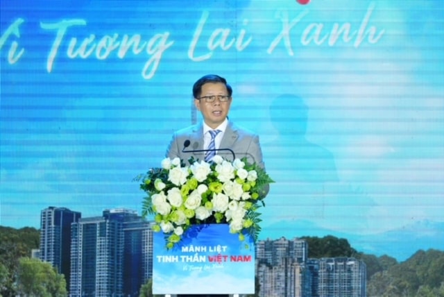 Tổng giám đốc Tập đoàn Vingroup có lời phát động chiến dịch đầy cảm hứng tại sự kiện.