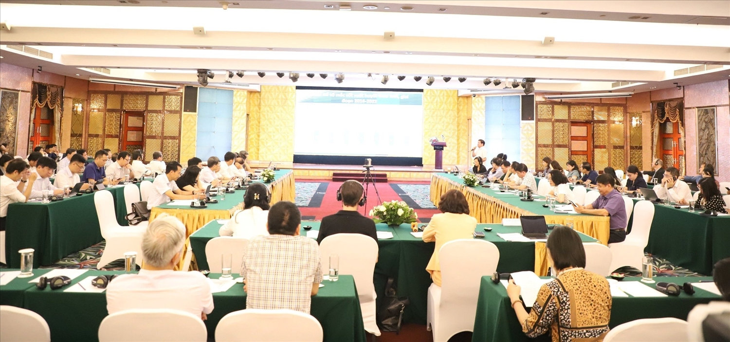 Quang cảnh hội nghị