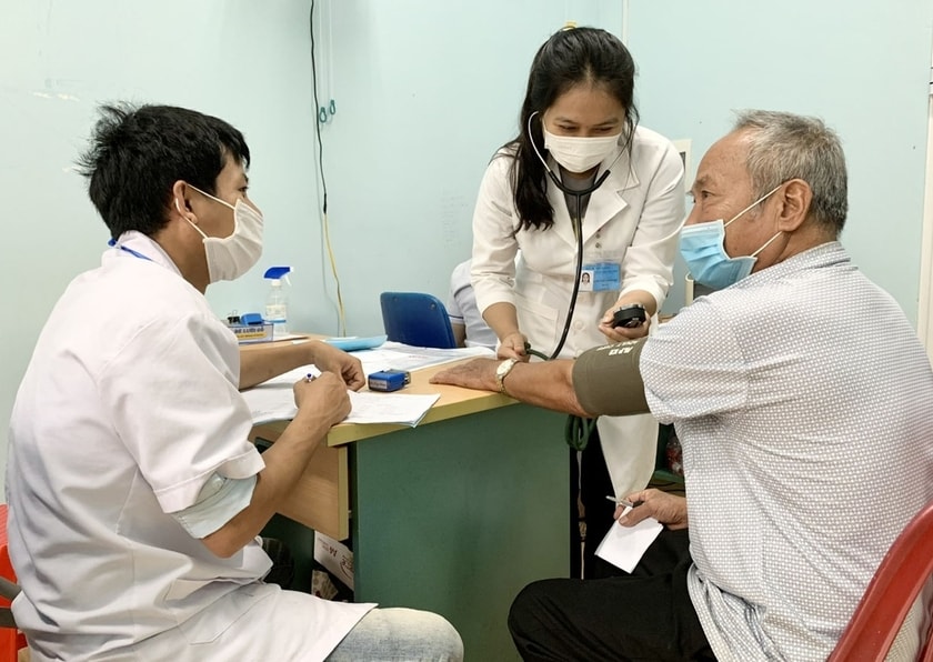 Tham gia BHYT người dân được chăm sóc, điều trị sức khỏe ban đầu tốt hơn