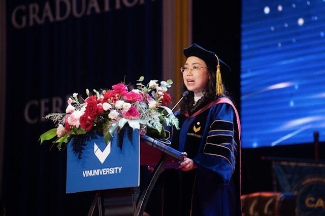 (CĐỀ BÙI HẠ) Trường Đại học Vinuni công nhận tốt nghiệp niên khóa đầu tiên 4
