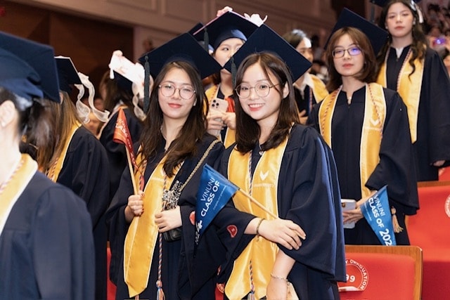CHUYÊN ĐỀ CHỊ HẠ-Trường Đại học Vinuni công nhận tốt nghiệp niên khóa đầu tiên  6